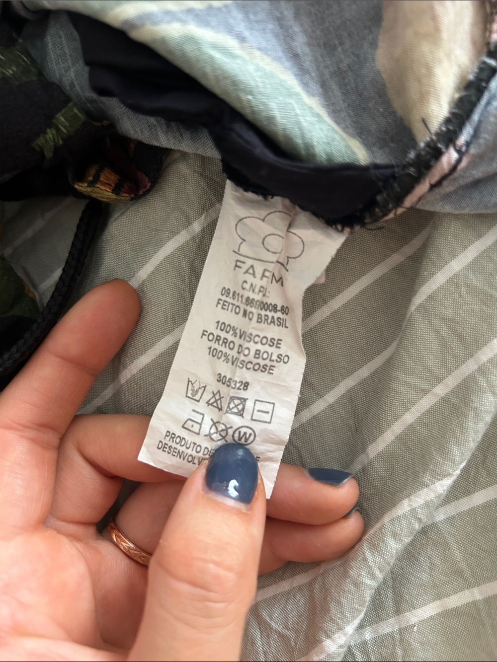 Farm Rio Graphic Shorts - Picture 9 of 9